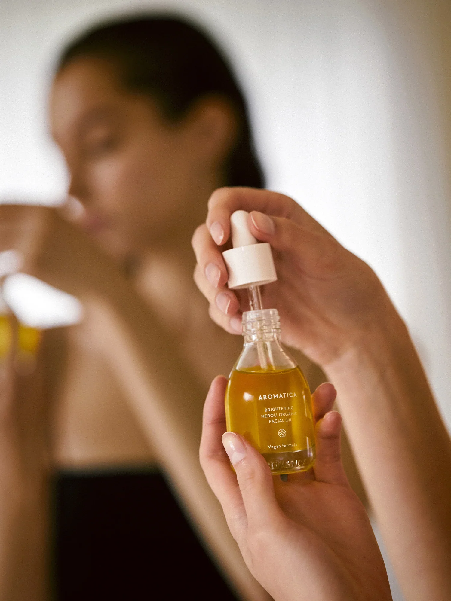 Organic Neroli Brightening Facial Oil [30ml] - Image 3