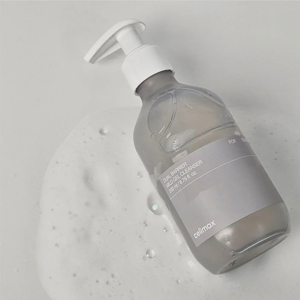 Dual Barrier Mild Gel Cleanser [200ml] - Image 2