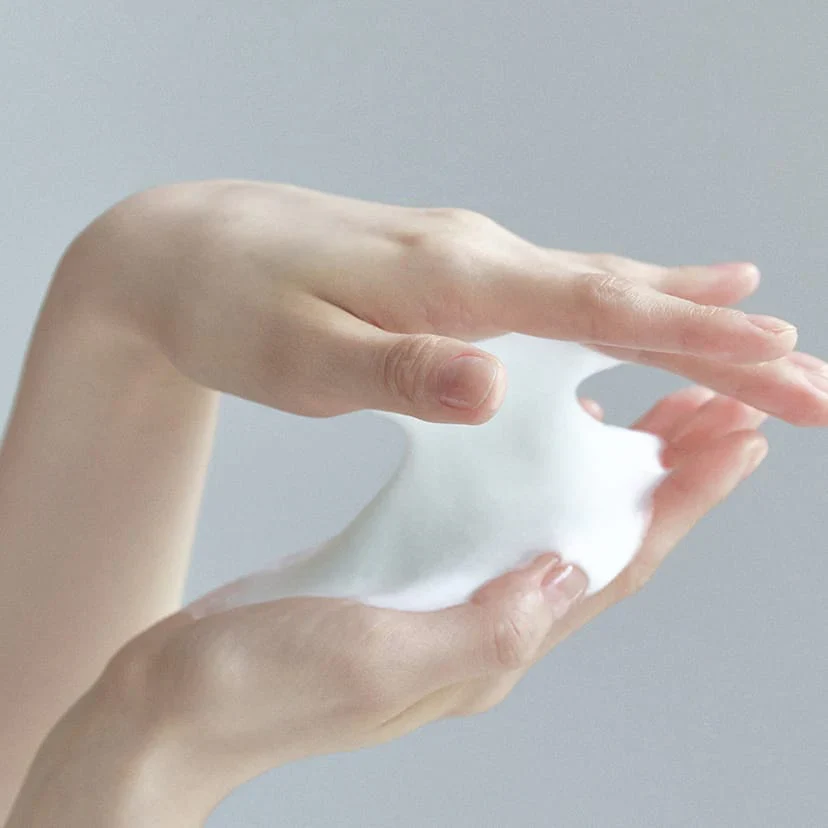 [celimax] The Real Noni Acne Bubble Cleanser [155ml] - Image 4