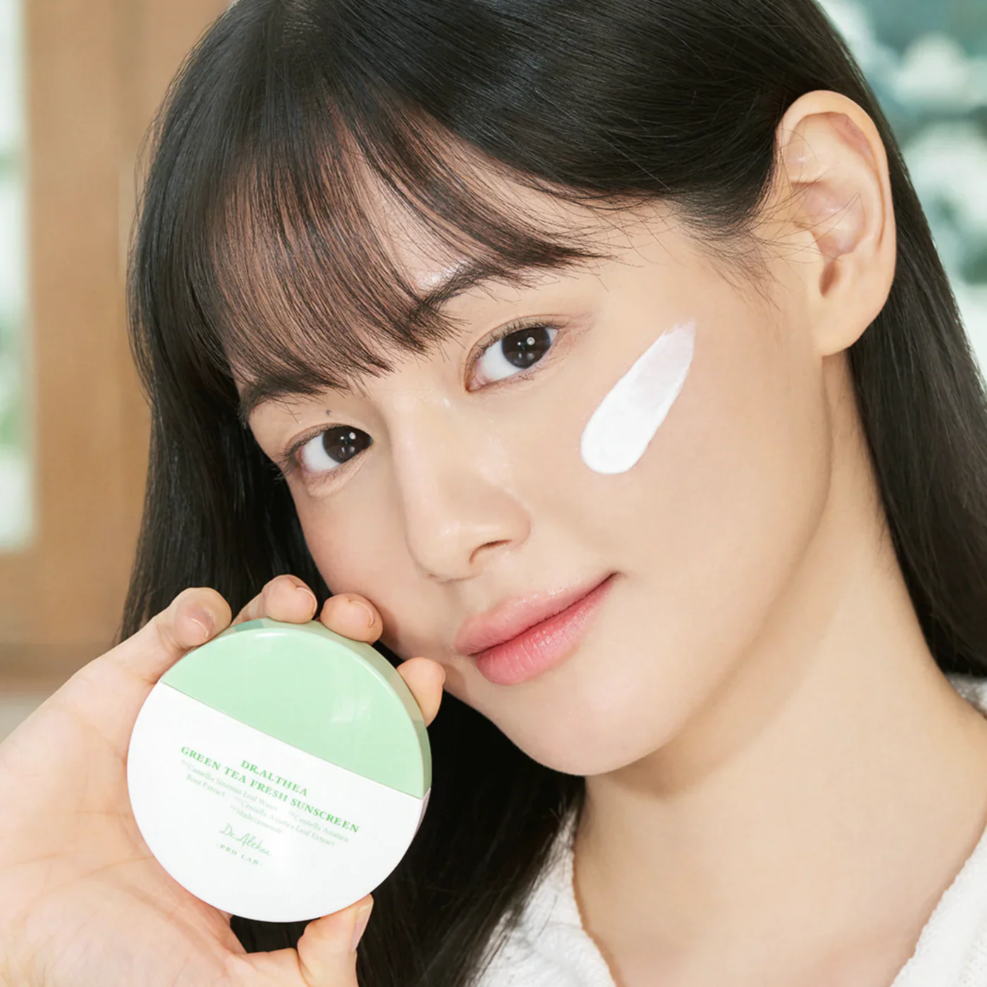 Green Tea Fresh Sunscreen [45ml] - Image 3