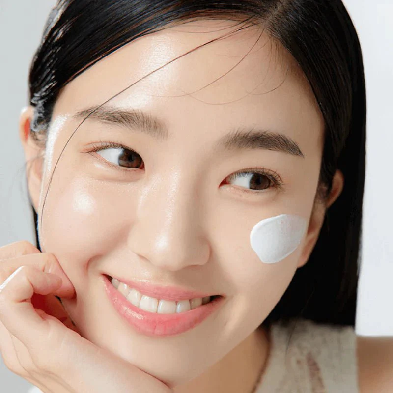 Heartleaf Calming Moisture Sun Cream [50ml] - Image 4