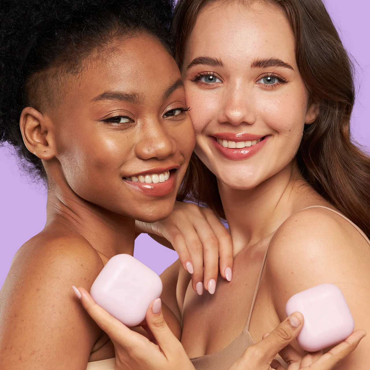 KOJI WHITE Kojic Acid & Hyaluronic Acid Brightening Soap [2x80g] - Image 4