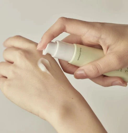 Light On Serum Centella + Vita C [30ml]  - Image 4