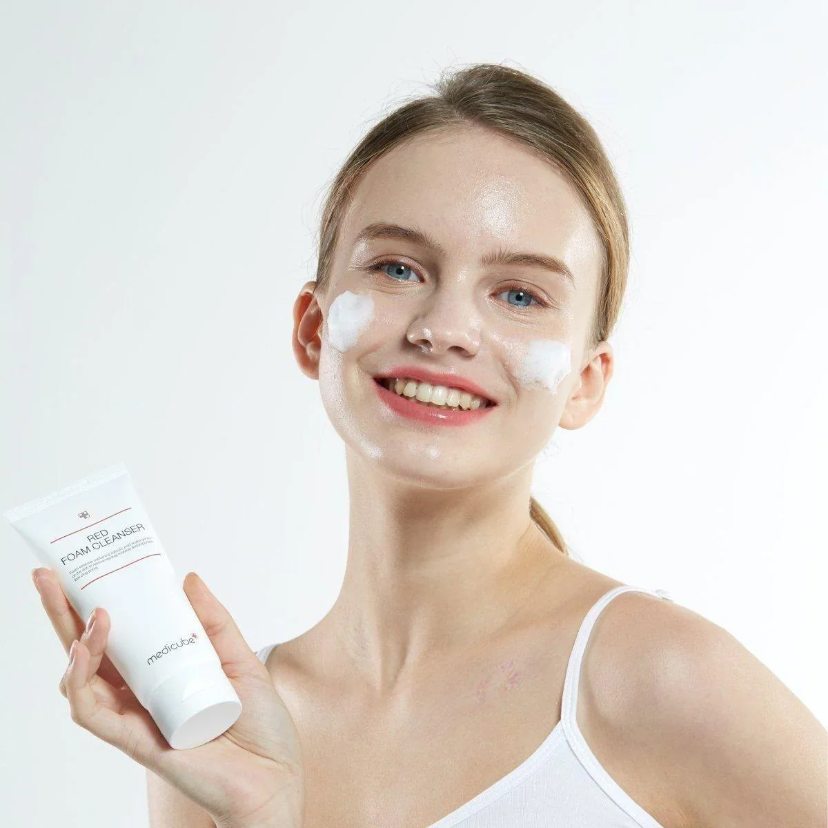 Red Foam Cleanser - Image 5