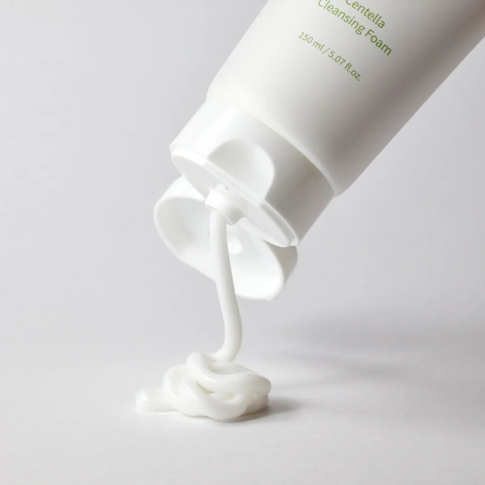 Centella Cleansing Foam [150ml] - Image 4
