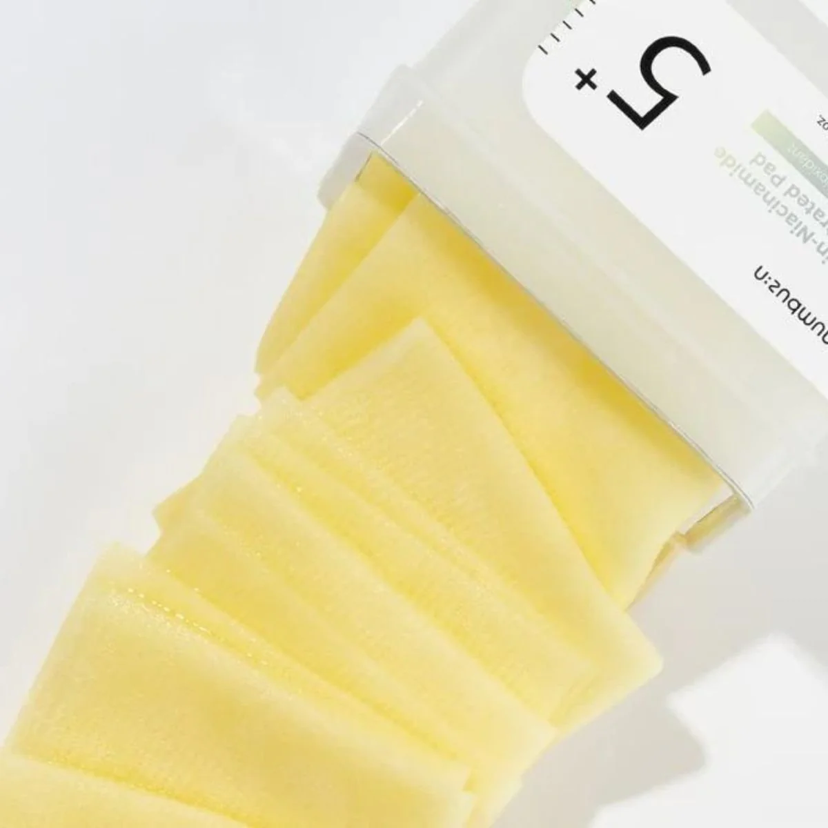 No.5 Vitamin Niacinamide Concentrated Pad [70 pads]  - Image 2