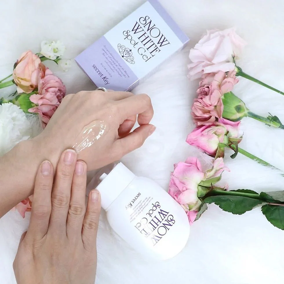 Snow White Spot Gel [65g]  - Image 3