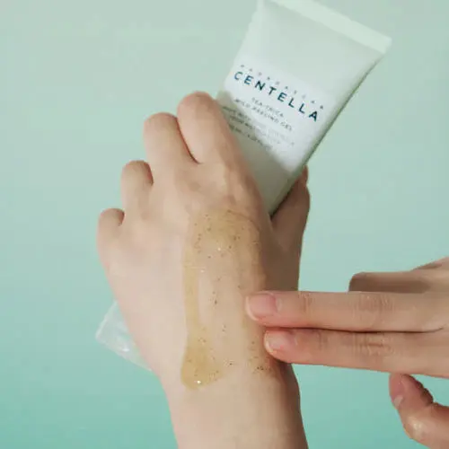 Madagascar Centella Tea-Trica Mild Peeling Gel [125ml] - Image 4