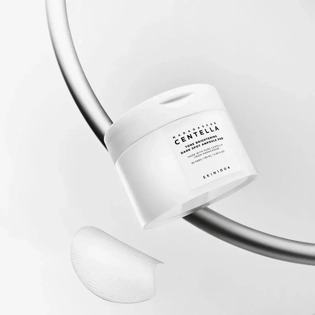 Madagascar Centella Tone Brightening Dark Spot Ampoule Pad [60 Pads] - Image 6